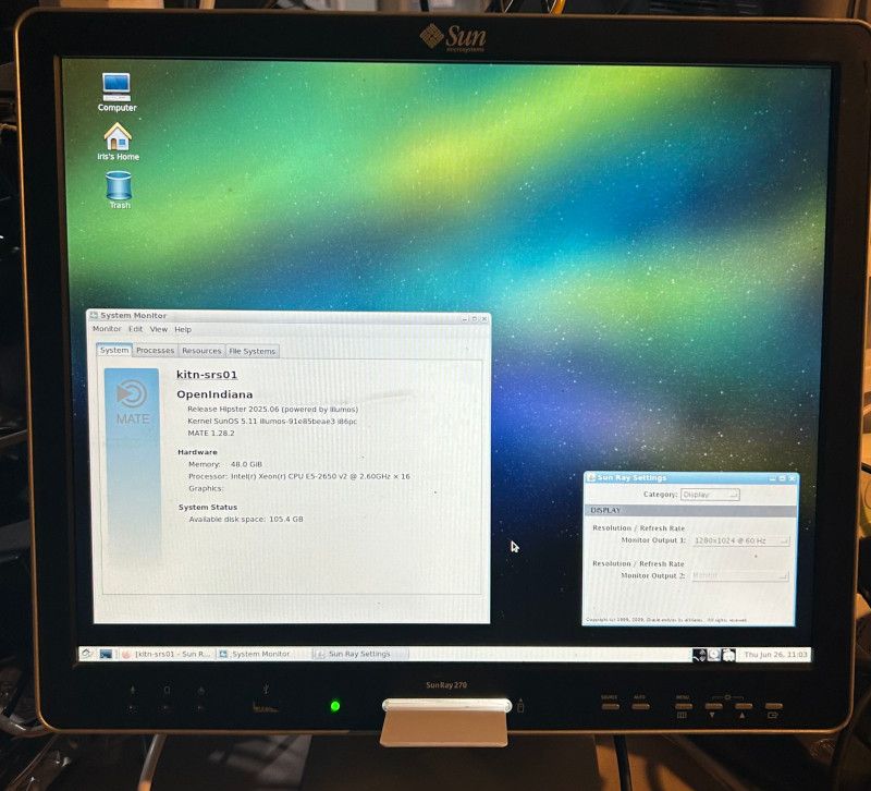 a Sun Ray 270, with a smart card inserted, showing a MATE desktop on OpenIndiana